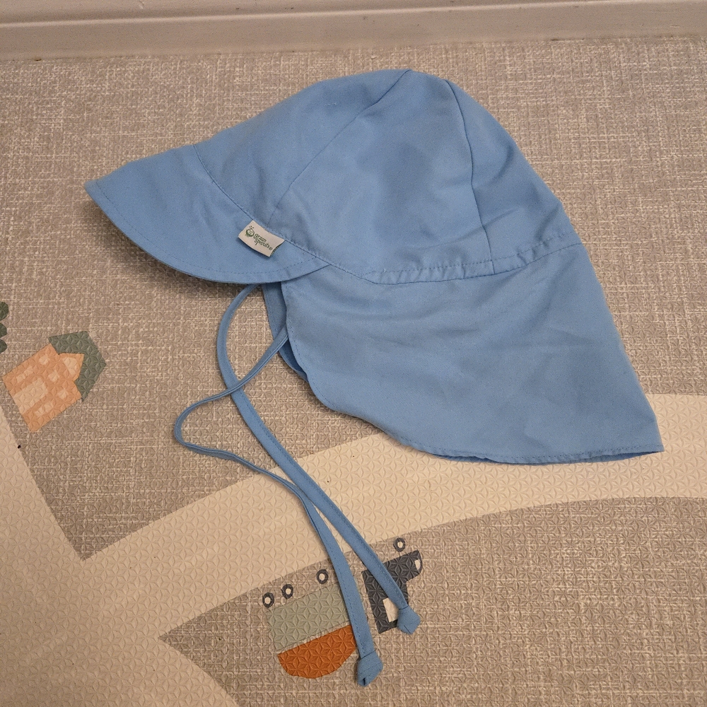 I Play. Green Sprouts Baby/Toddler UPF 50+ Eco Flap Sun Hat 2T- 4T